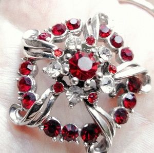 3/$50 Vintage ruby RED Crystal rhinestones brooch